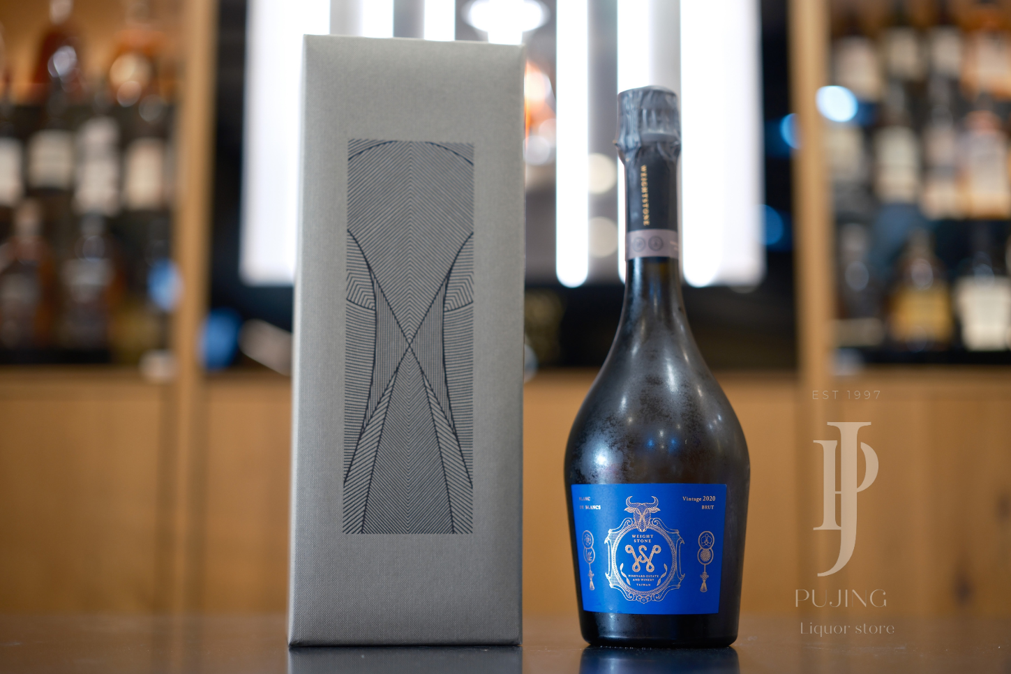威石東酒莊 白中白傳統釀造氣泡酒 0.75L - 葡晶洋酒